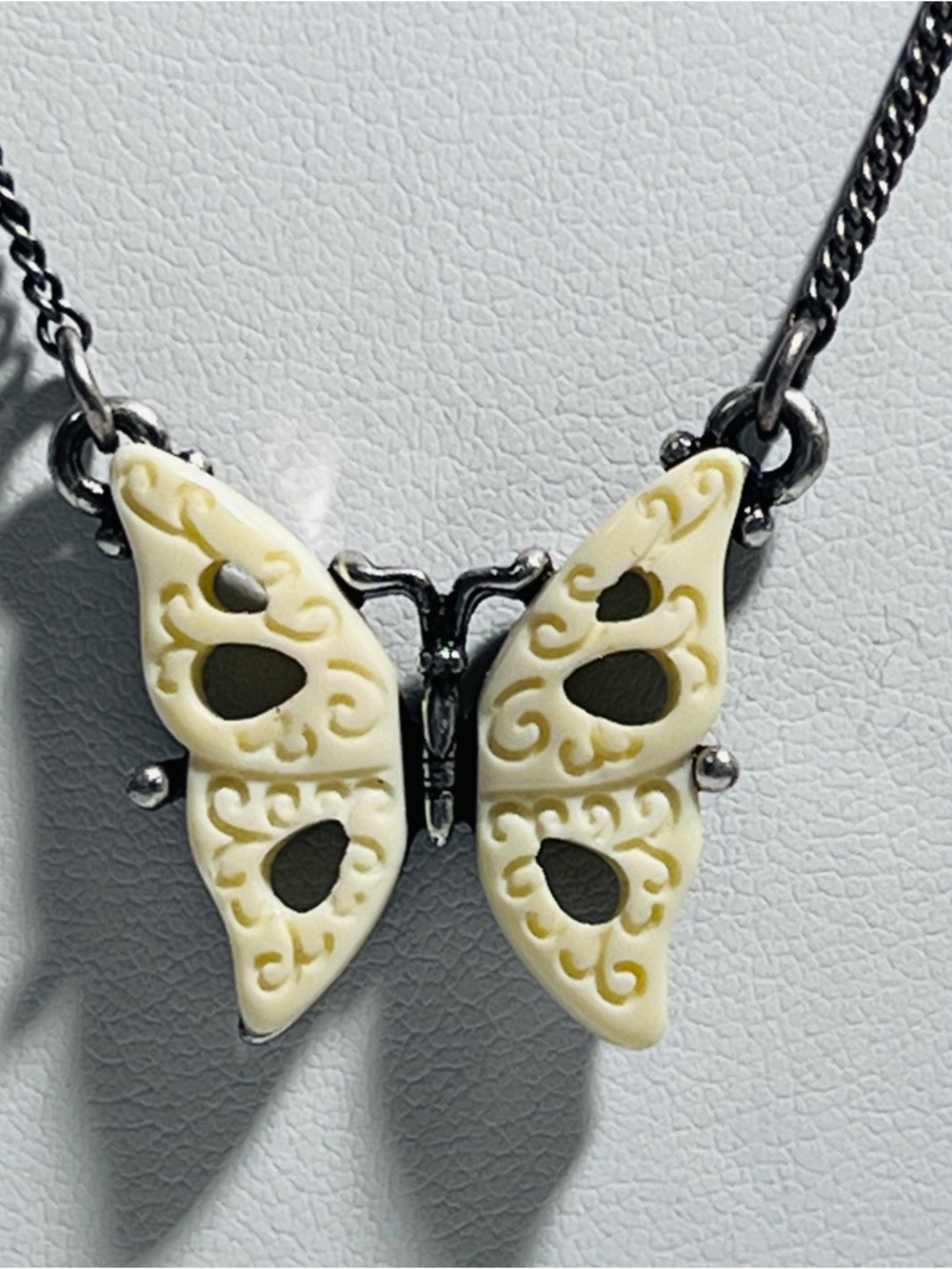 Lucky Brand White Butterfly Necklace Filigree Pendant - Picture 5 of 6